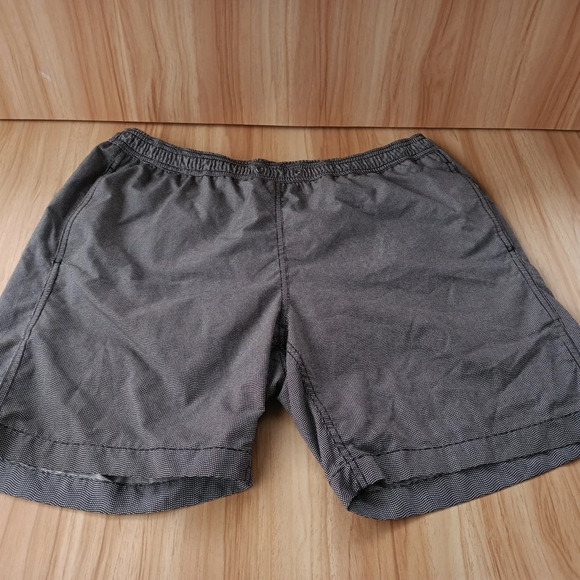 Onia Charles 7" Swim Trunks Bathing Suit Black/White Micro Polka Dots Men Sz XL - Picture 1 of 5